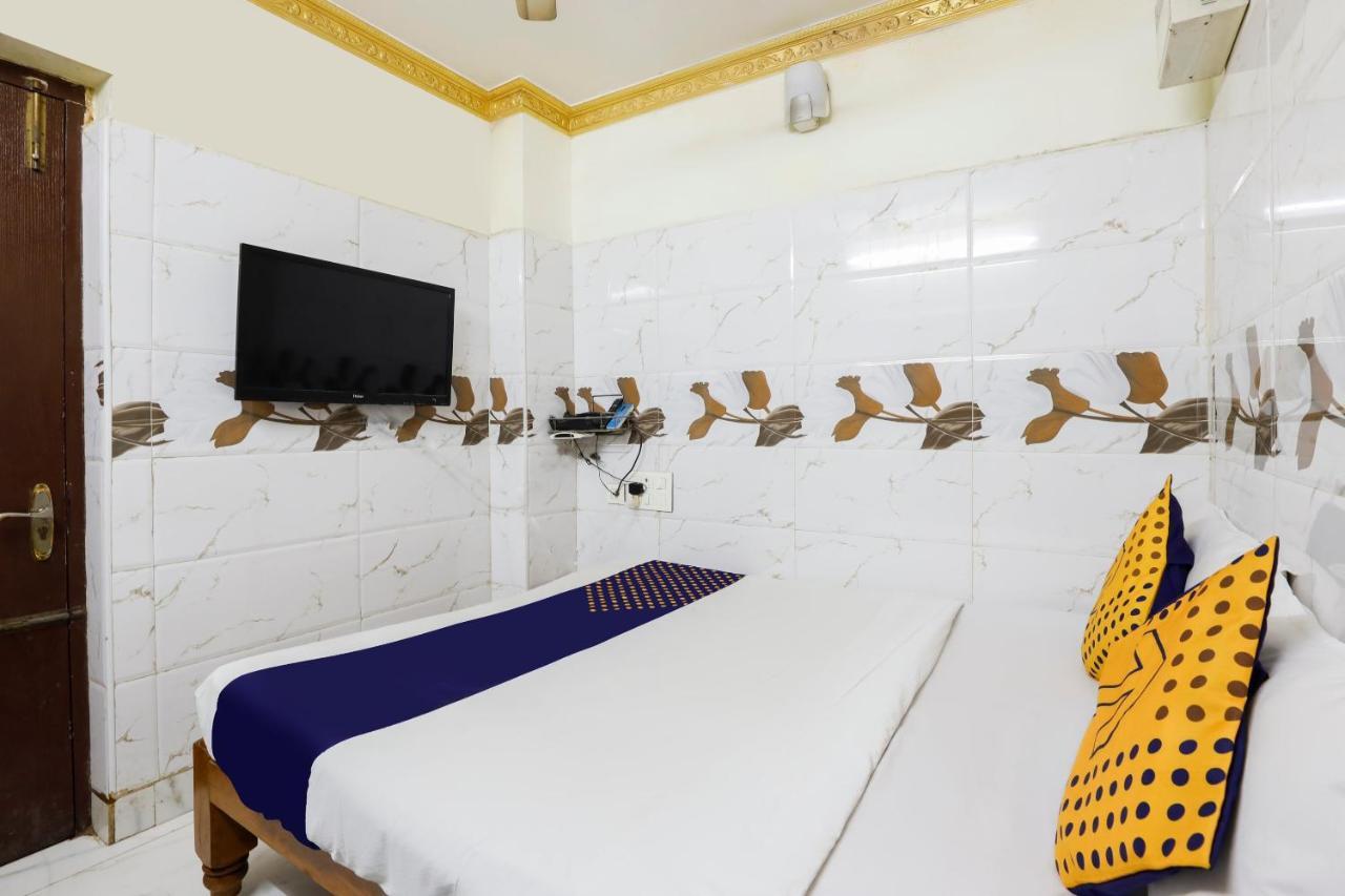 Spot On 40324 Vvr Residency Hotel Csennai Szoba fotó